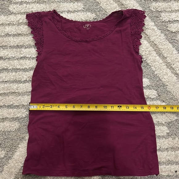 Ann Taylor LOFT Magenta Top Size XS - Picture 6 of 7